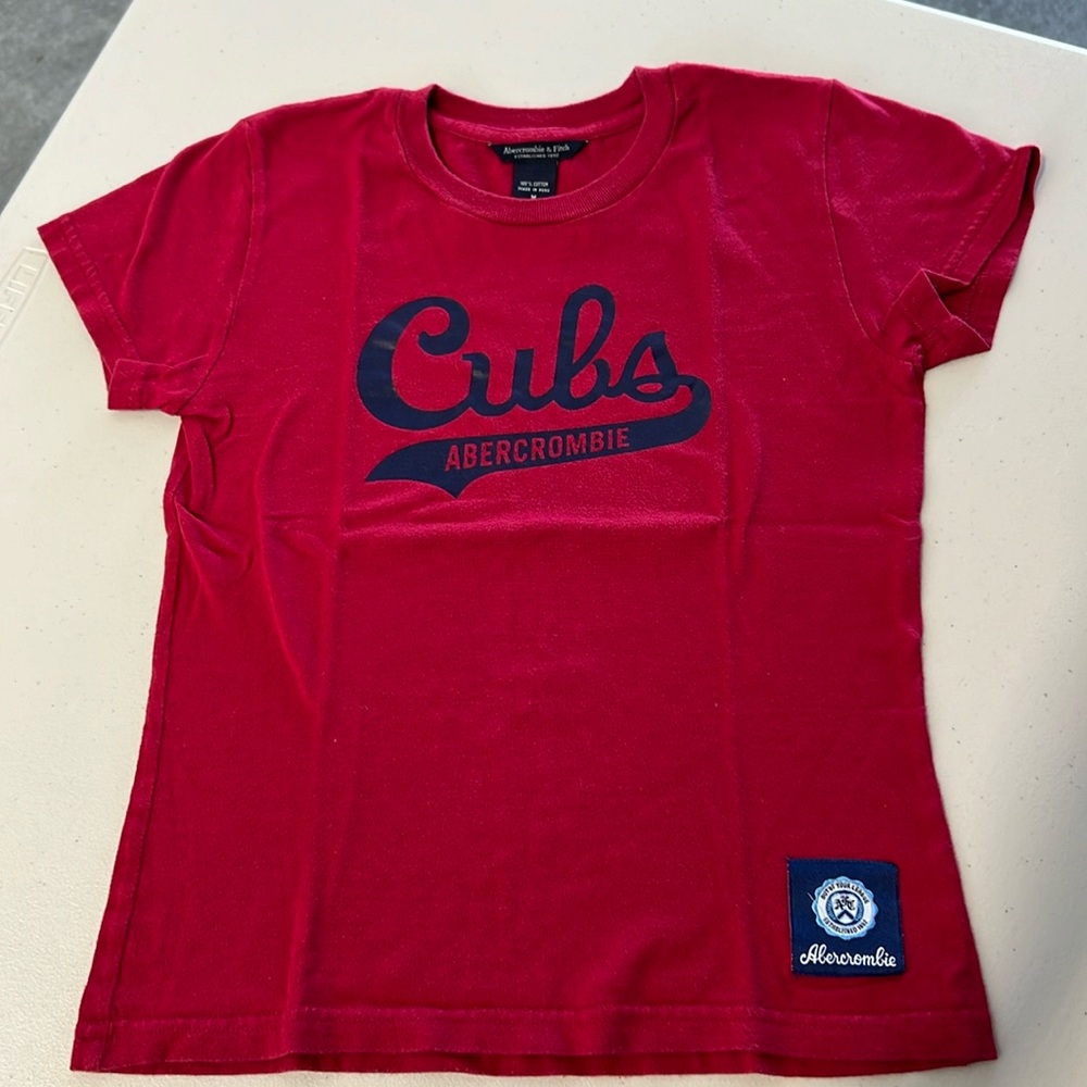 Abercrombie and Fitch Rare Vintage Cubs T-shirt  Medium